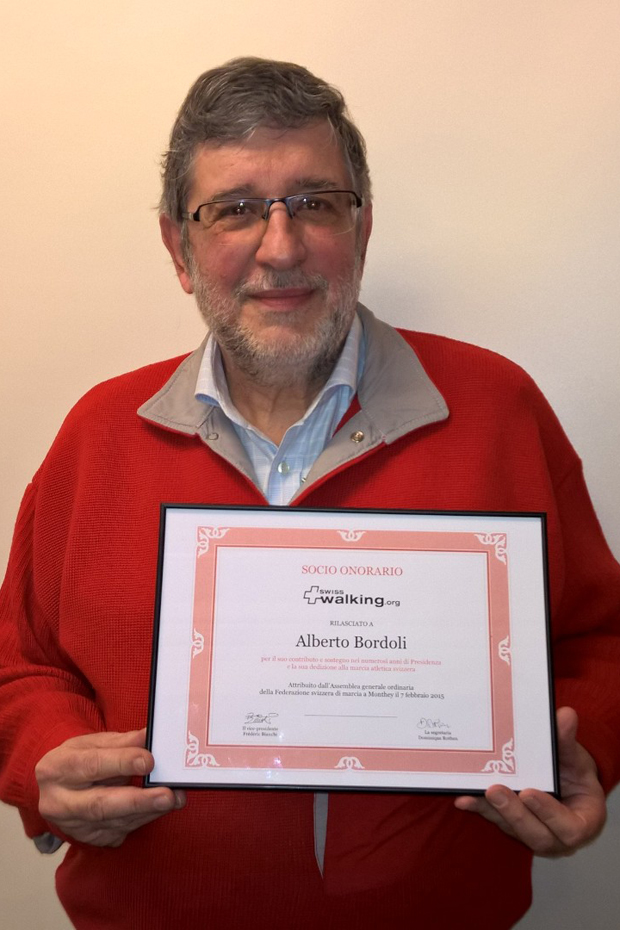 Le Tessinois Alberto Bordoli &eacute;mu de l'honneur re&ccedil;u le 7 f&eacute;vrier 2015. [J&eacute;r&ocirc;me Genet / FSM / Swisswalking.org]