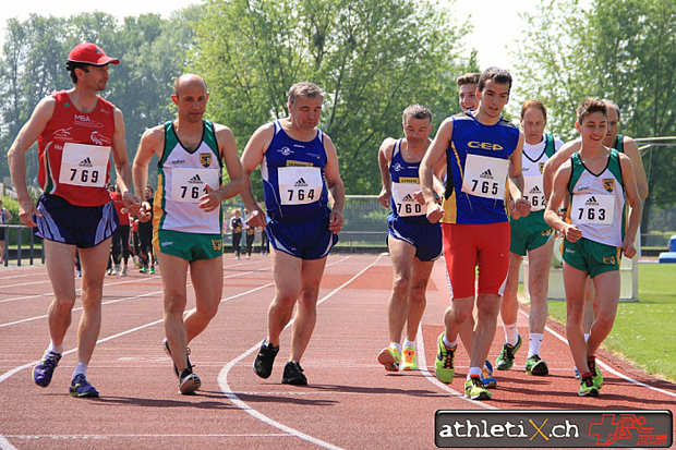 Les marcheurs au CSI de Colombier le 16 mai 2015 [Allan Bonjour - athletix.ch]