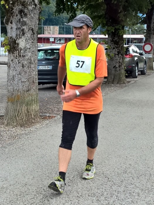 Pascal Biebuyck vainqueur des 24h de Vallorbe le 23 ao&ucirc;t 2015 [(c) J&eacute;r&ocirc;me Genet / swisswalking.org]